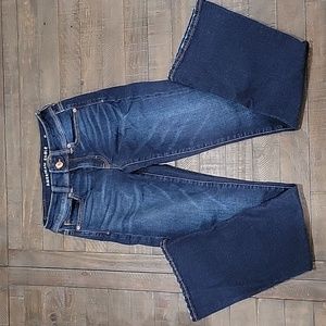 Size 4 long American Eagle Kickboot jean